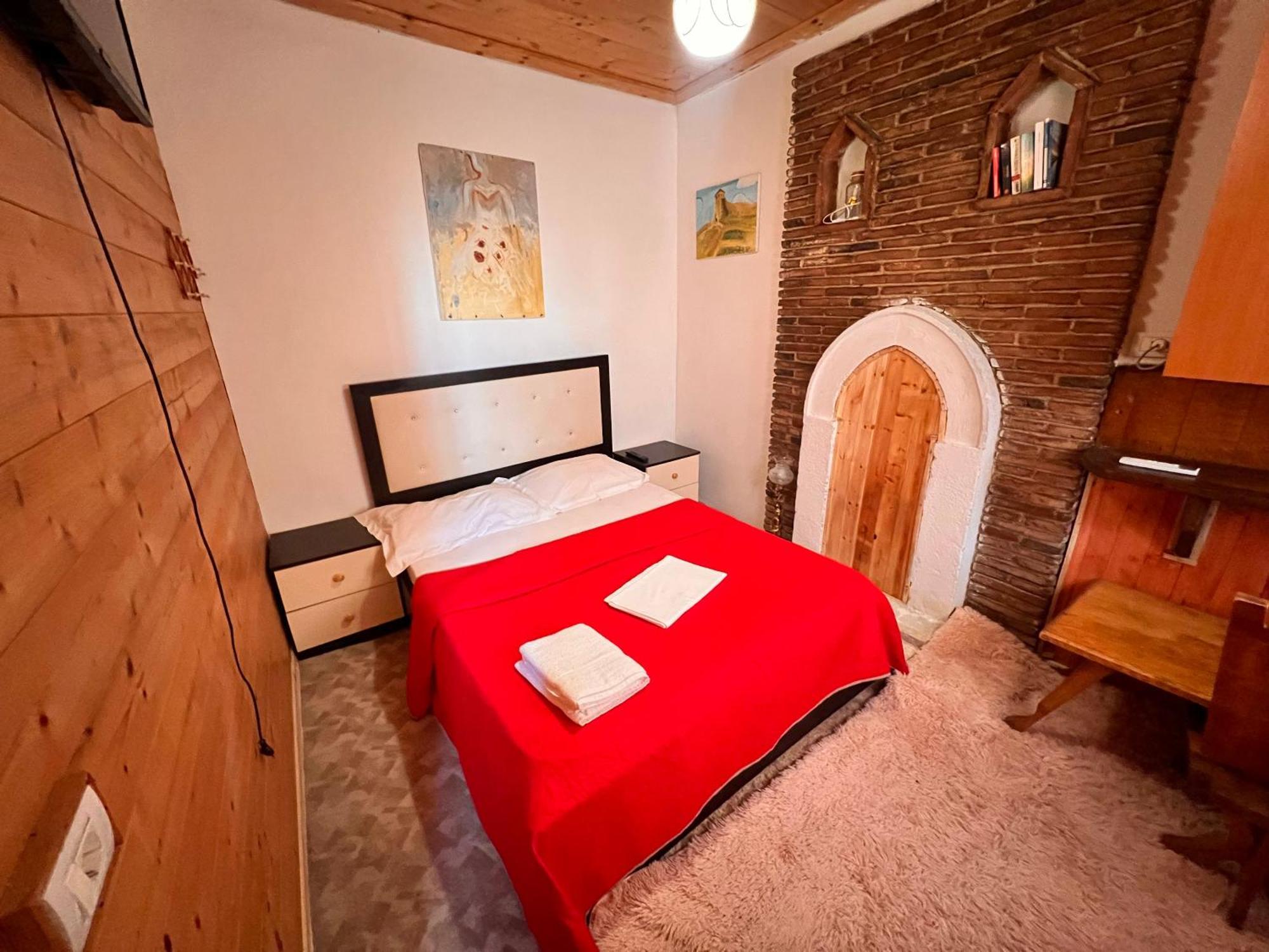 Rooms Merlika -Inside The Castle- Круя Экстерьер фото